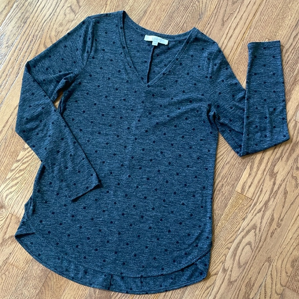 LOFT long sleeve v-neck top